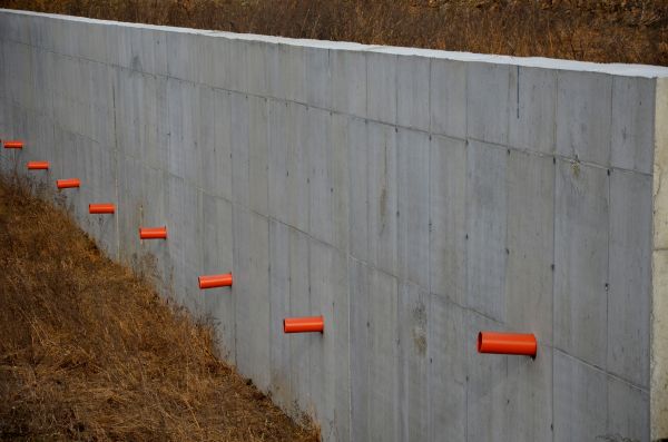 Cement Wall Pouring Service